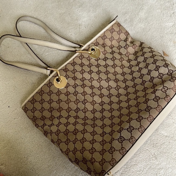 Gucci GG Canvas Eclipse Tote Bag - Picture 5 of 16